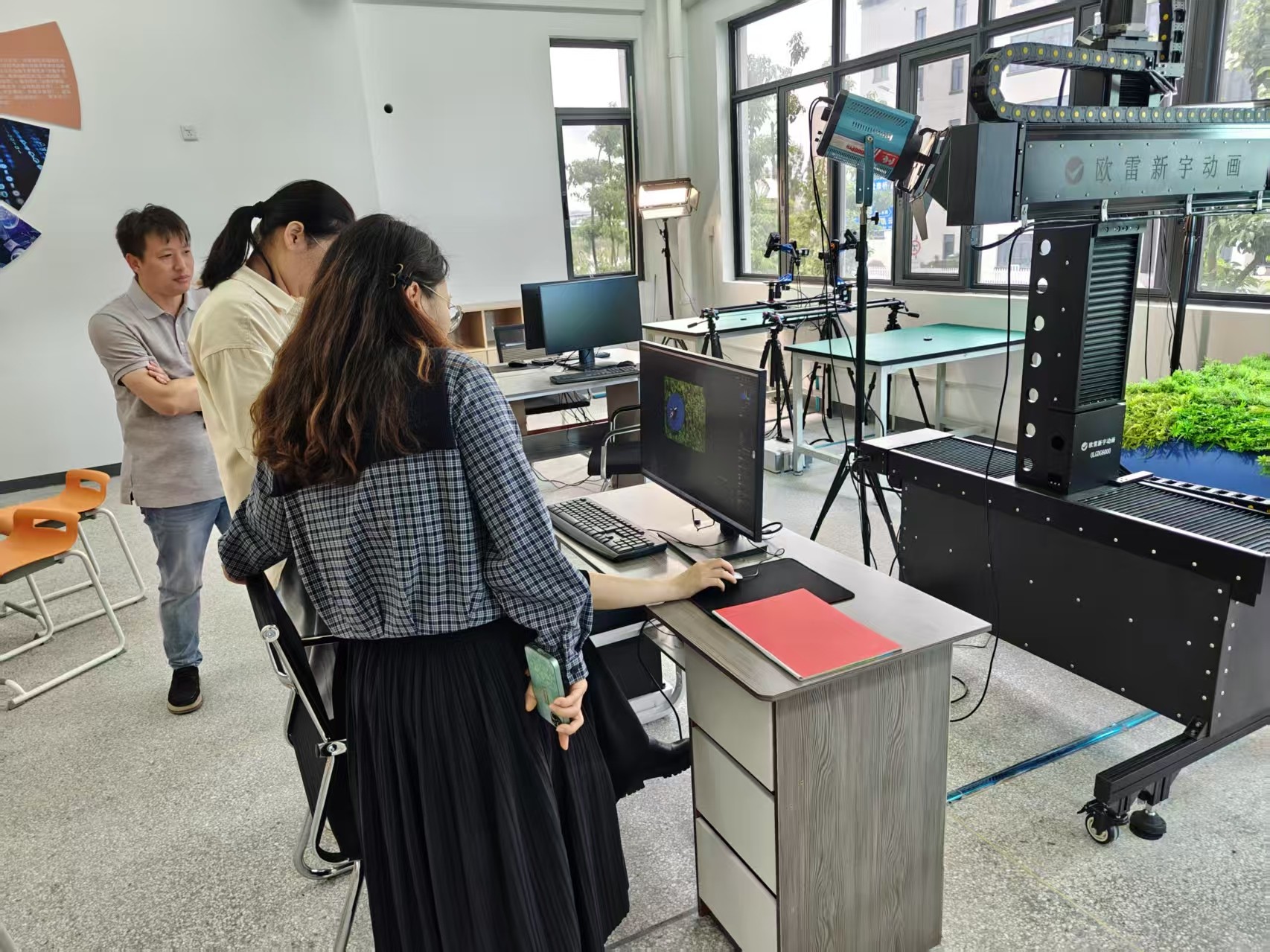 六轴定格拍摄轨道